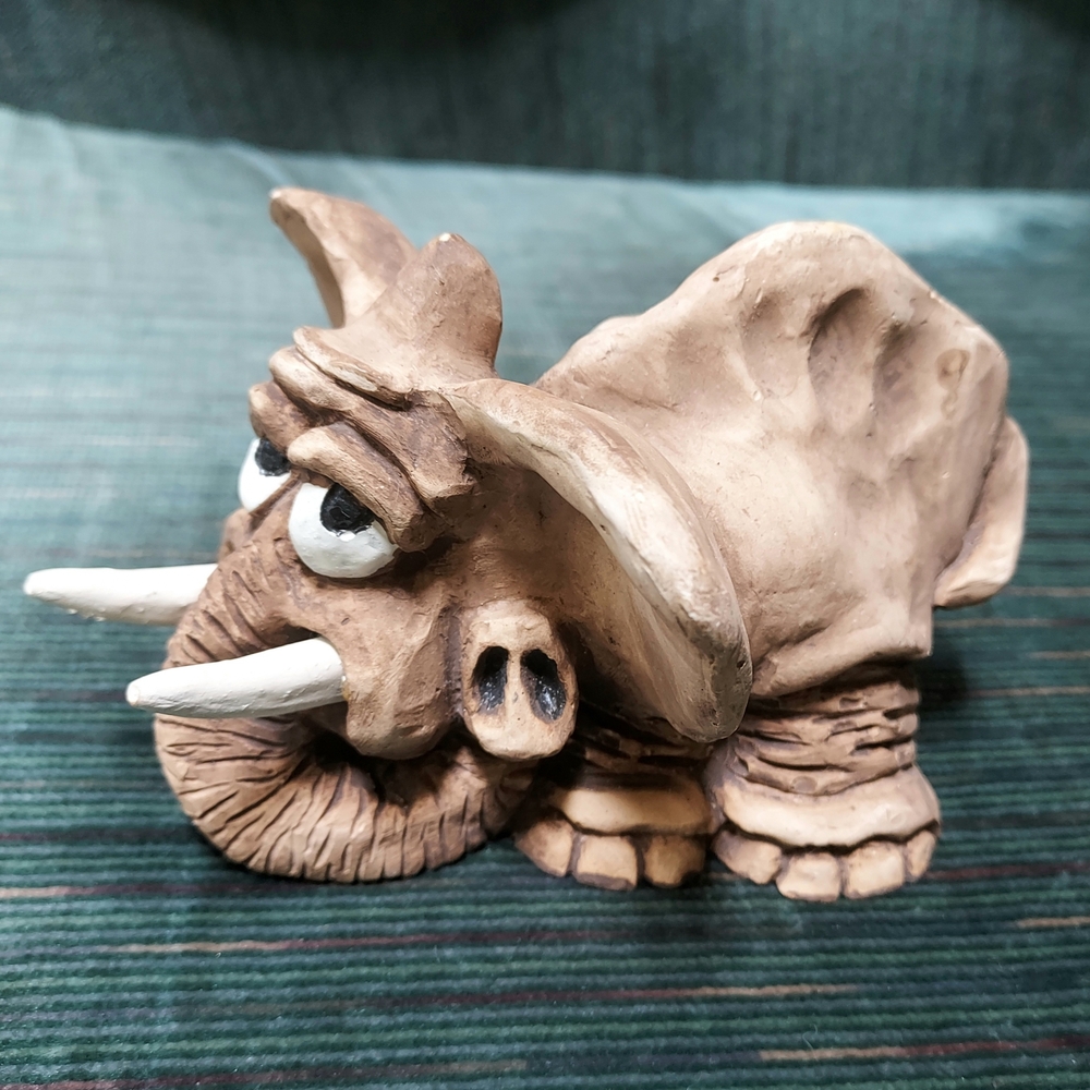 Charming Vintage Bill Vernon Shade Tree Creations Wood-Like Elephant 1981